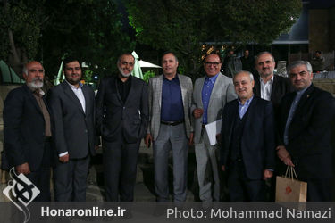 ضیافت شام هنرآنلاین برای خبرنگاران خارجی مقیم تهران و میهمان بیست و سومین نمایشگاه مطبوعات