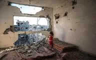 «خانه ویران دخترک اهل غزه»؛ بهترین و تکان‌دهنده‌ترین عکس‌های خبری سال به روایت گاردین