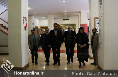 بازدید معاون هنری وزارت فرهنگ و ارشاد اسلامی از نمایشگاه سرو نقره ای