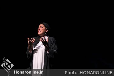 نمایش "تروما" در تماشاخانه استاد ناظرزاده کرمانی