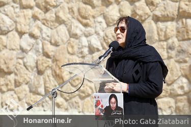 تشییع پیکر طلیعه کامران از مقابل موزه هنرهای معاصر