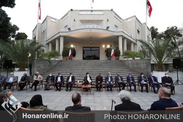 نشست صمیمی رئیس جمهور با هنرمندان و فعالان عرصه فرهنگ و هنر