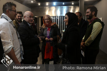 نمایشگاه گروهی عکس با نام "لبخند باشکوه اکبر رادی" در گالری آریا