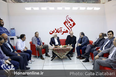غرفه هنرآنلاین در چهارمین روز بیست و سومین نمایشگاه مطبوعات (1)
