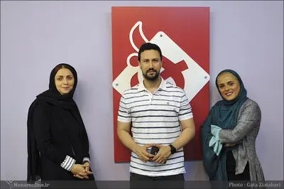 علاقمند بودم درباره کارگران روزمزد کار کنم / کارهایم متکی به دیالوگ و زبان است / نمایش اجتماعی به نوعی مردم‌نگاری است / نمایش "کمیته نان" به روایت لیلی عاج، شاهرخ استخری و الهام شعبانی