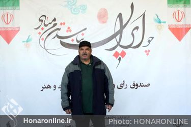 حضور اهالی فرهنگ و هنرمندان پای صندوق رای تالار وحدت