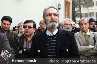 تشییع پیکر علی معلم از مقابل خانه سینما