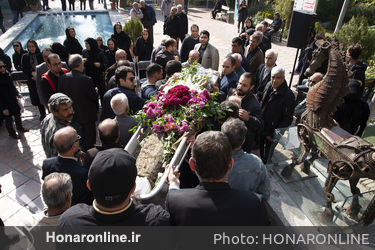 مراسم تشییع پیکر اسماعیل نظری در خانه هنرمندان