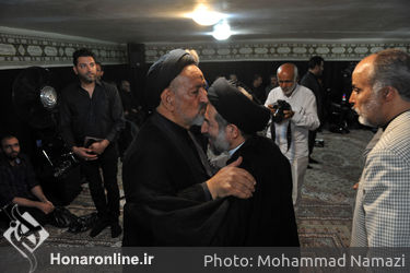 مراسم گرامى‌داشت هفتمین شب شهادت امام حسین (ع) در موسسه توسعه هنرهای معاصر