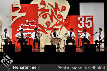 اجرای برگزیدگان جشنواره نوای خرم در سی و پنجمین جشنواره موسیقی فجر 2