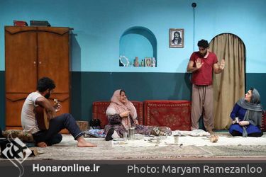 نمایش «هملت پشت کوهی» در سالن چهارسو