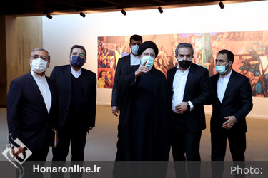 بازدید رئیس جمهور از نمایشگاه «آینه در آینه»