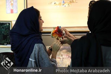 بیست و پنجمین نمایشگاه  تابستانی "صد اثر صد هنرمند" در گالری گلستان