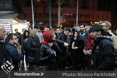 اکران مردمی فیلم " آینه بغل "