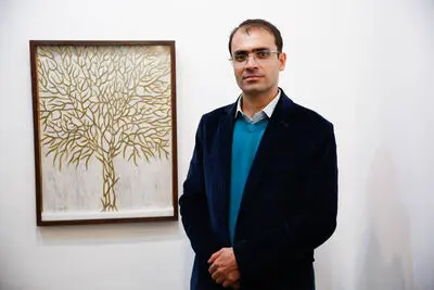 درخت‌های واقعی که خیالی می‌شوند / روایت امیر کبیرنژاد از نمایشگاه "ای درخت معرفت" در گالری آریا