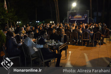 ضیافت افطار کارگروه ساماندهی مد و لباس در مجموعه باغ زیبا‎