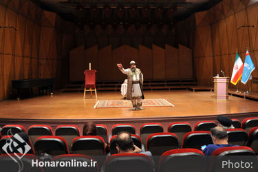 مراسم رونمایی از کتاب «نمایش خیابانی ایران و تئاتر خیابانی جهان» در تالار رودکی