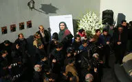 تشییع پیکر دنیا فنی زاده‎ از مقابل خانه سینما