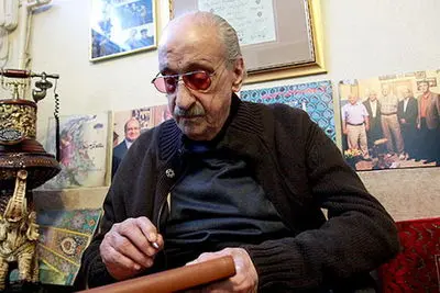 خواننده سنتی راهی بیمارستان شد