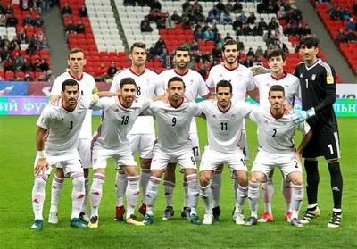 بدرقه و رونمایی از سرود تیم ملی فوتبال با حضور ورزشکاران و هنرمندان
