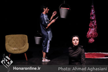 نمایش "انحراف موقت" در عمارت نوفل‌لوشاتو