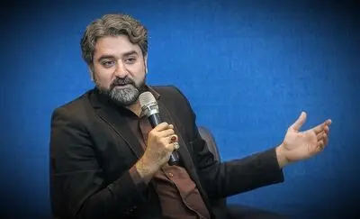 جشنواره‌هایی مانند شعر فجر باید منجر به رشد و بالندگی شعر کشور شود/ جشنواره فجر پیش از آنکه ارادی باشد، اداری شده است