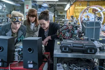 حمله ˝شکارچیان روح˝ به سینماهای آمریکا / فیلم وودی آلن رکورد زد