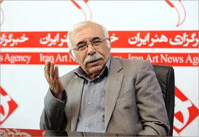 محمدعلی بهمنی: شعر در هر شکل آن دست و پا را می‌بندد
