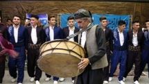 Ethnic music in 5 main subway stations