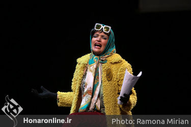 نمایش «اُلدسانگز: عشق روزهای کرونا» در پردیس شهرزاد