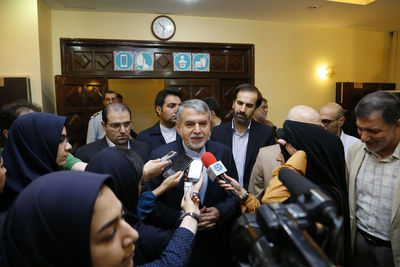 وزیر ارشاد: اسم توقیف در ادبیات نمایشی غلط است / در حوزه نشر در بهترین وضعیت بعد انقلاب به سر می‌بریم