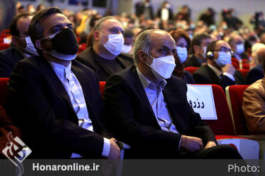 بزرگداشت حکیم نظامی برنامه ویژه آیین بزرگداشت حکیم نظامی با حضور شخصیتهای ملی و بین المللی و اهالی فرهنگ و هنر