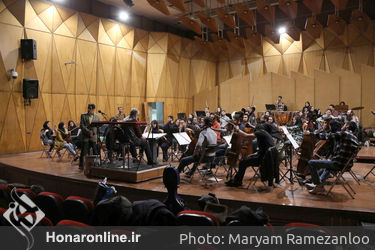 تمرین ارکستر ملی به رهبری فریدون شهبازیان در تالار رودکی
