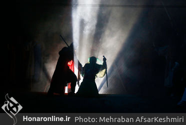 نمایش بزرگ میدانی «تنهاتر از مسیح»
