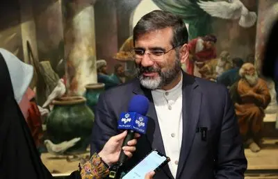 دریافت تخفیف 30درصدی کتاب از طریق سامانه/ برخورد جدی با تولیدکنندگان فیلم‌های زیرزمینی در سینما