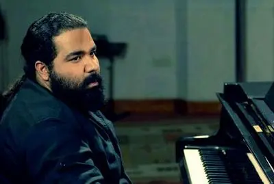 اعتراض شدید رضا صادقی به هوادارانش / تا کی می‌خواهیم به خودمان دروغ بگوییم 