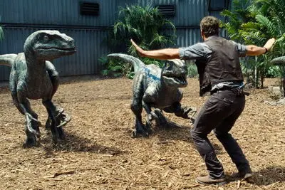 دایناسورها رکورد انتقامجویان را هم شکستند