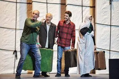 نمایش "چمدان" تقدیم محمدرضا شجریان شد 