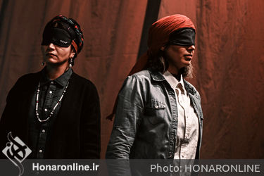 نمایش «پنگوئن مرغ دریایی و چند پرنده‌ی دیگر» در تماشاخانه نوفل لوشاتو