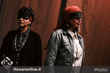 نمایش «پنگوئن مرغ دریایی و چند پرنده‌ی دیگر» در تماشاخانه نوفل لوشاتو