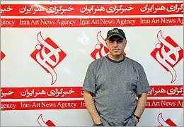 مخاطبان تئاتر ارمنستان آثار ایرانی را منتقدانه می‌بینند /گفت‌و‌گو با دبیر بخش ایران جشنواره ˝هایفست˝