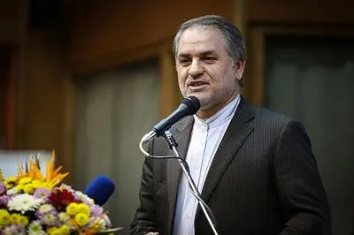 صحبت‌های نوش‌آبادی درمورد شجریان، ارکستر ملی و "فروشنده"