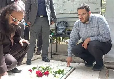 هفته هنر انقلاب با یاد شهید مرتضی آوینی آغار شد 