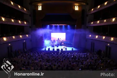 کنسرت گروه "دنگ شو" در تالار وحدت