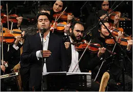 ای مردم هوار از دست این دیوانه یار / پرواز همای بعد از هشت سال به تالار وحدت آمد