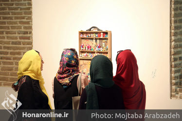  نمایشگاه گروهی "سه تن" در گالری پروژه های آران