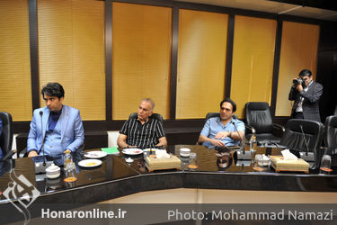 دیدار جمعی از هنرمندان با رضا رحمانی  وزیر صنعت، معدن و تجارت 