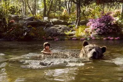 فروش خیره‌کننده ˝کتاب جنگل˝ در سینماهای جهان / کوین کاستنر با ˝مجرم˝ به سینماها آمد