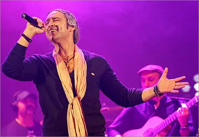 کنسرت زمستانی‌ مازیار فلاحی با ˝قلب یخی˝ آغاز شد / شبی با خواننده موسیقی پاپ