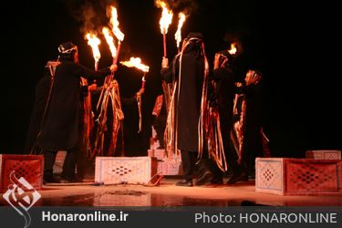 نمایش «آورده اند که...» به کارگردانی هادی کیانی در جشنواره تئاتر کودک و نوجوان همدان